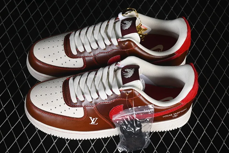 All categories Nk Air Force 1 Air Force series Nk Air Force 1 Low Air Force low-top Nike Air Force 1'07 Low Year of the Horse limited edition Retro brown coffee red Air Force 1 low-top casual sneakers FV3694-103